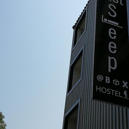 Just Sleep @Box Hostel Chiang Mai Luaran gambar