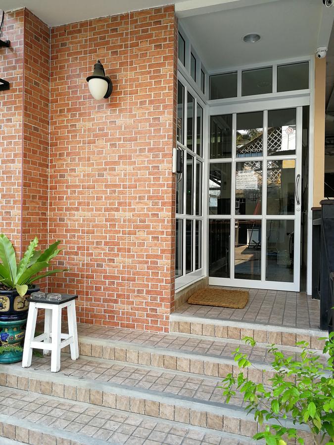 Just Sleep @Box Hostel Chiang Mai Luaran gambar