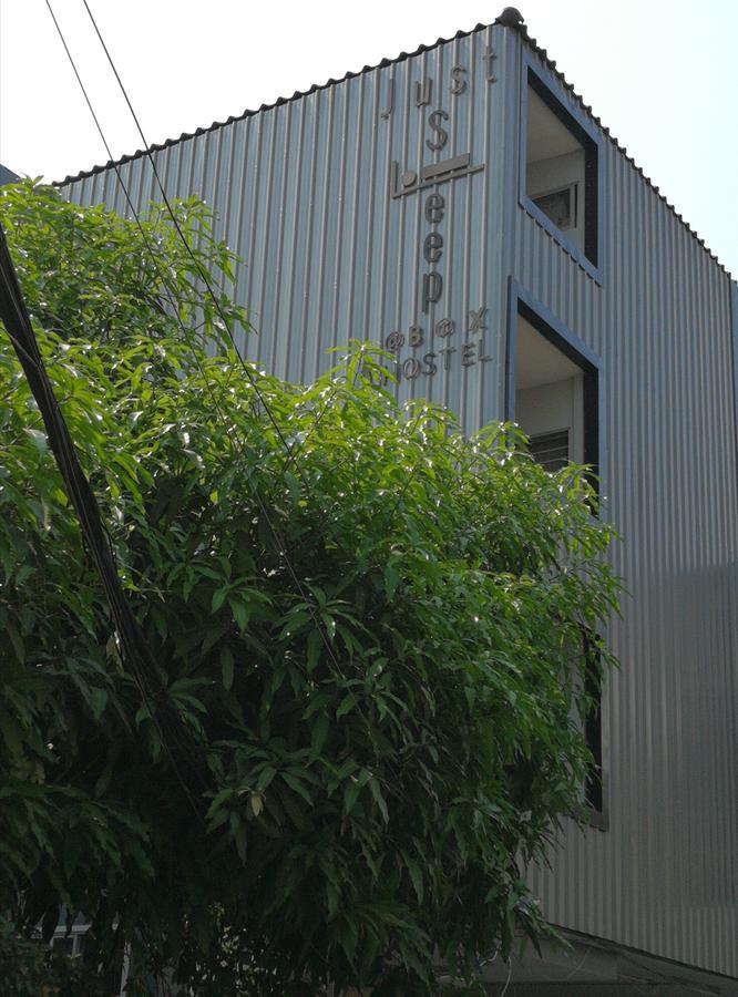 Just Sleep @Box Hostel Chiang Mai Luaran gambar