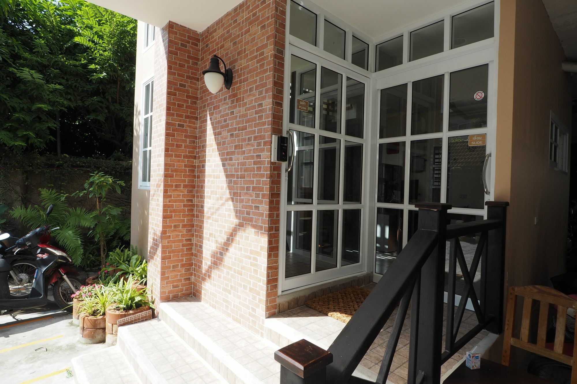 Just Sleep @Box Hostel Chiang Mai Luaran gambar